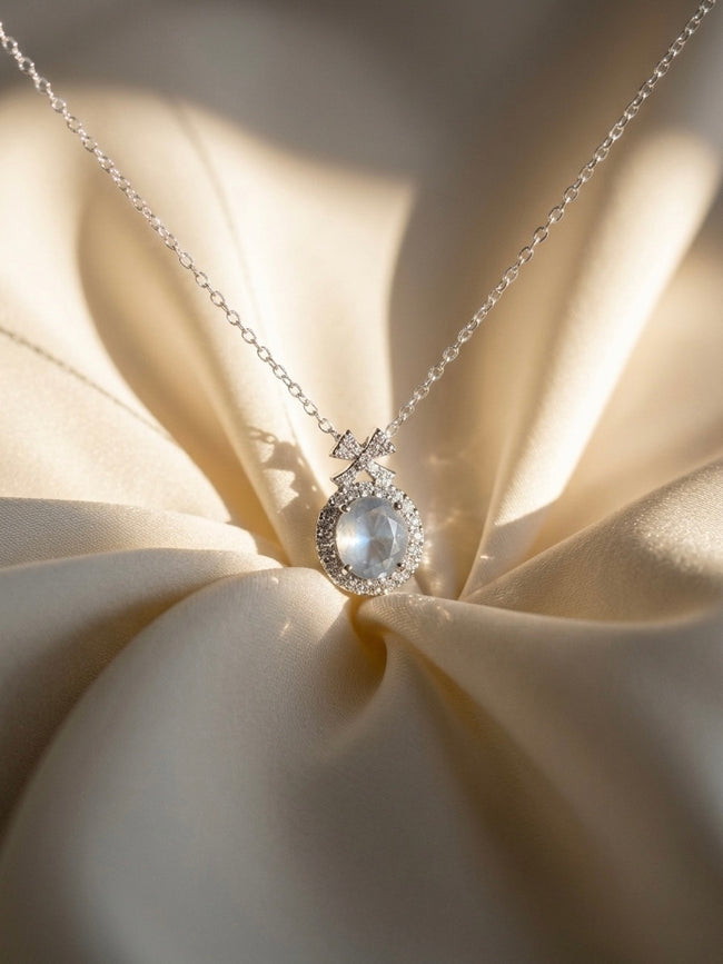 Moonlight necklace
