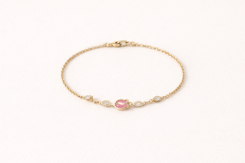 The rosebud bracelet
