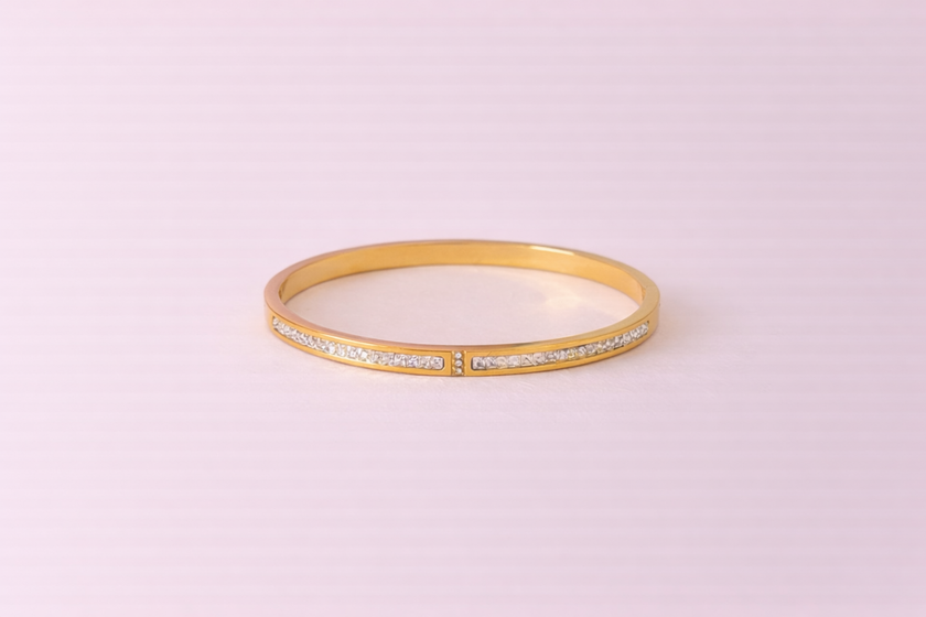 Lumière Crystal Bangle